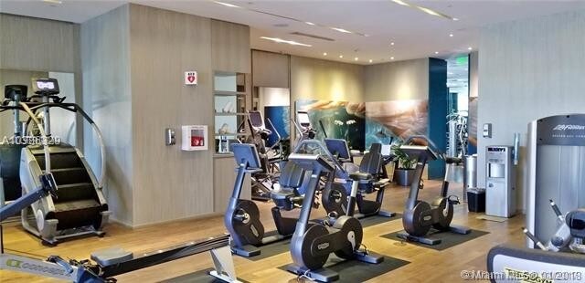 Foto del edificio - 2711 S OCEAN DR  2002
