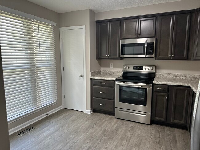Foto del edificio - 3090 Woody Ln
