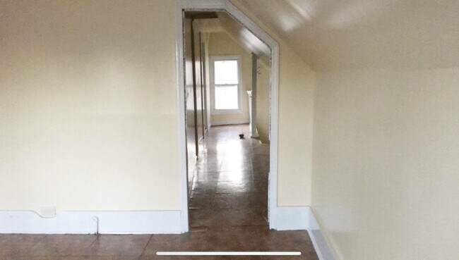 Building Photo - 350 Herkimer