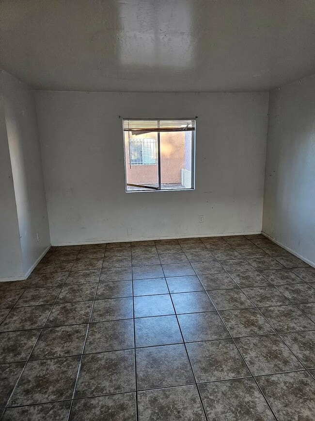 Foto del edificio - 2847 N 46th Ave