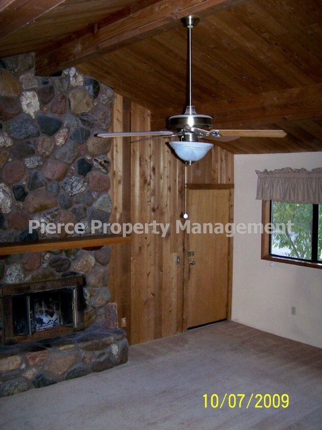Building Photo - 3029 Geronimo Rd
