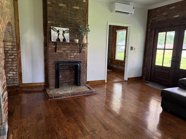 Building Photo - 110 Vincent Ln