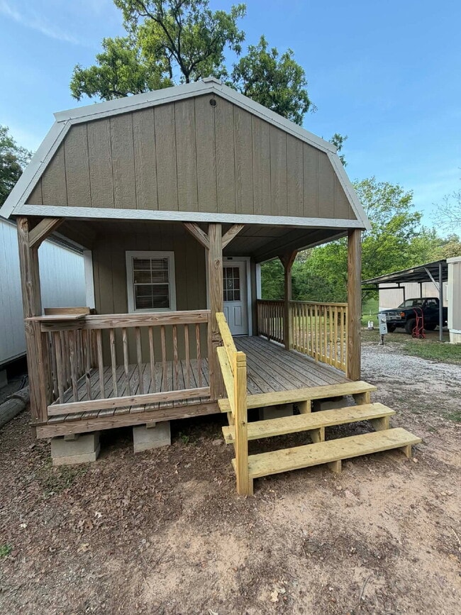 Foto del edificio - Charming 1-Bedroom Home with Modern Amenities in Longview, TX! - Available in May