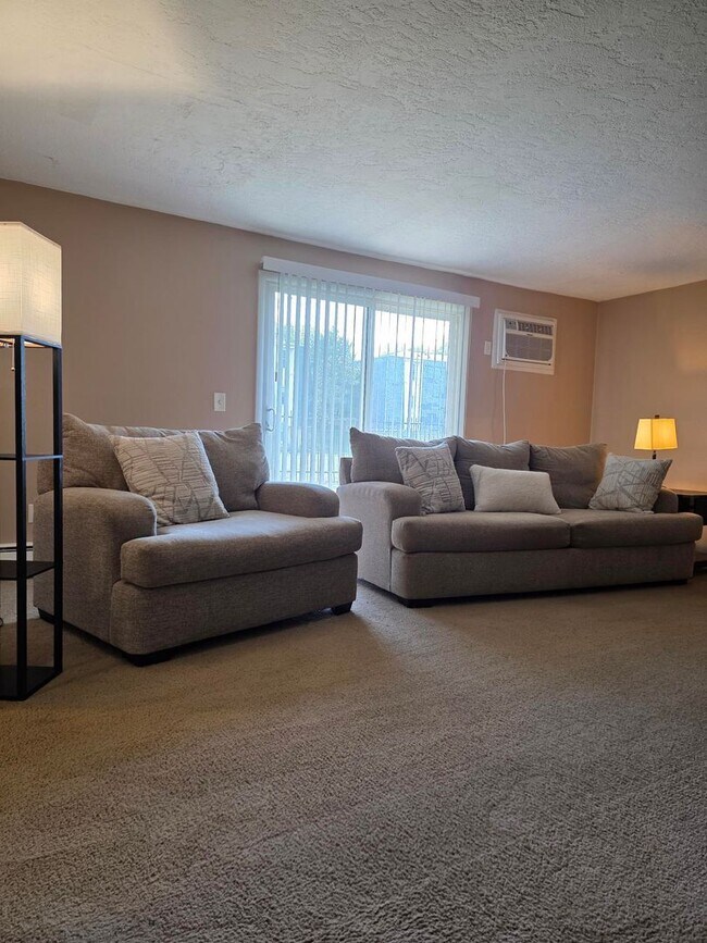 Foto del edificio - 1-Bedroom, 1-Bath