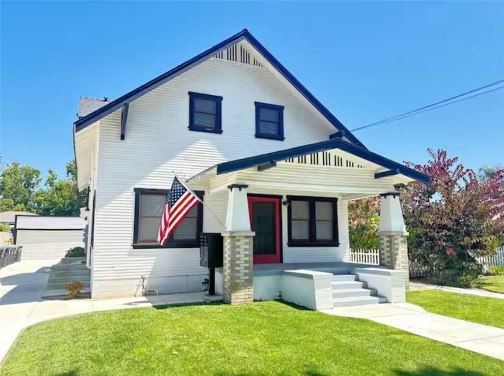 Foto principal - 181 N Waverly St