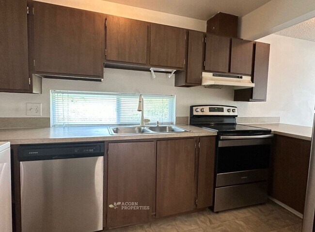 Foto del edificio - 902 NE Lindsay St