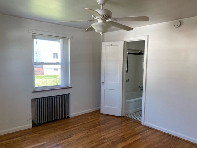 Foto del edificio - Deer Park Flats - Comfortable 1 - Bedroom ...