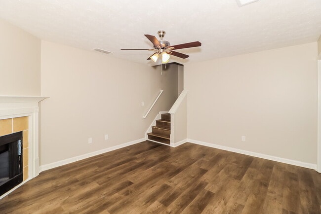 Building Photo - 160 Chandler Fields Dr