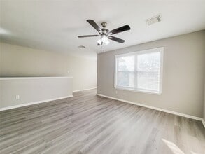 Building Photo - 3926 W Lindbergh Ct