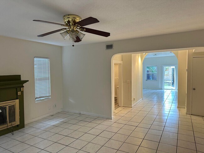 Foto del edificio - 611 El Vedado