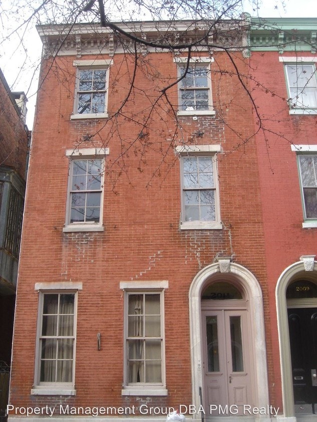 Primary Photo - 2011 Mt Vernon St