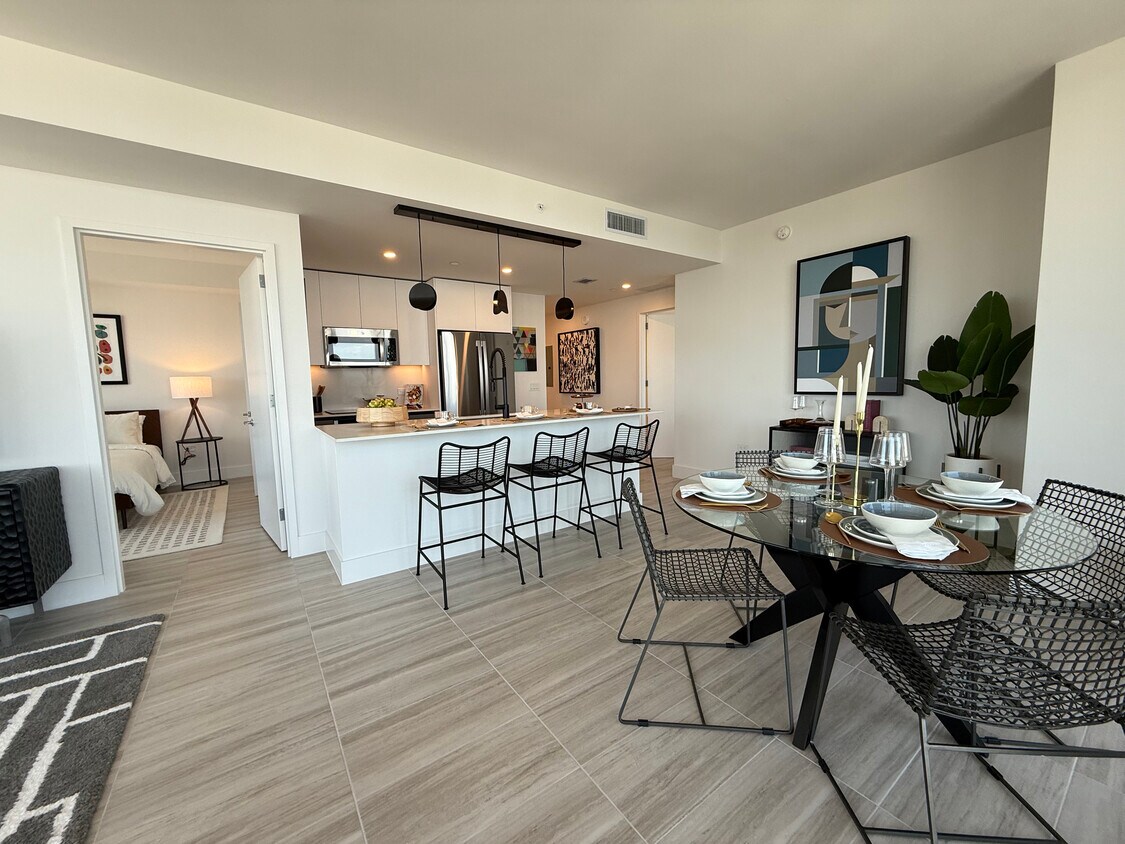 Foto principal - 1027 NW 1st Ct