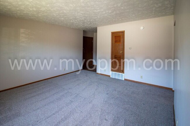 Building Photo - 1715 N 73rd St