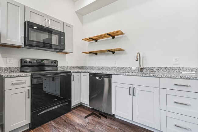 Building Photo - 427 Whiteman St