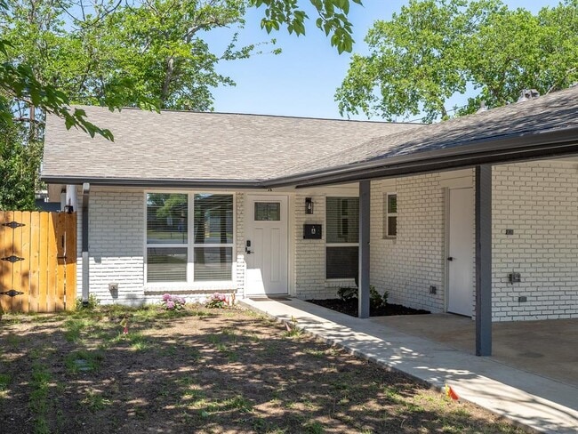 Building Photo - 8314 Bowling Green Dr