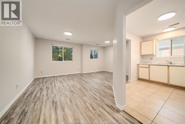 Building Photo - 1970 Daytona Ave