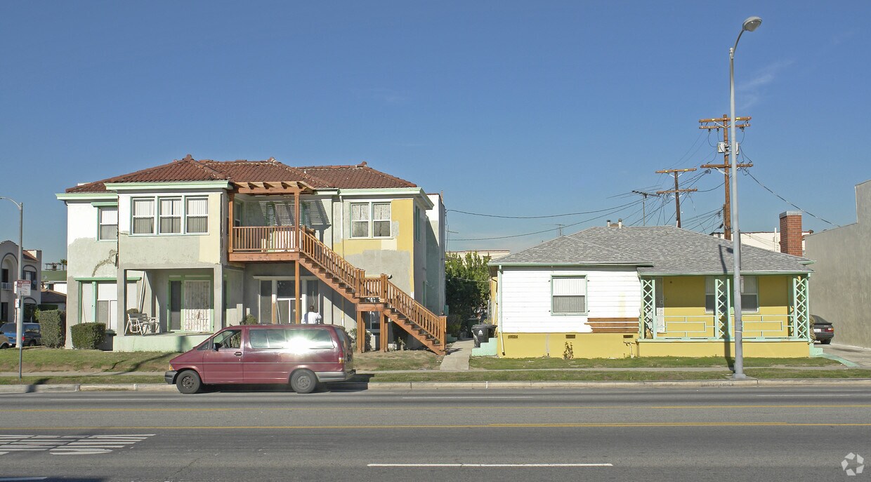 Primary Photo - 4115 Venice Blvd
