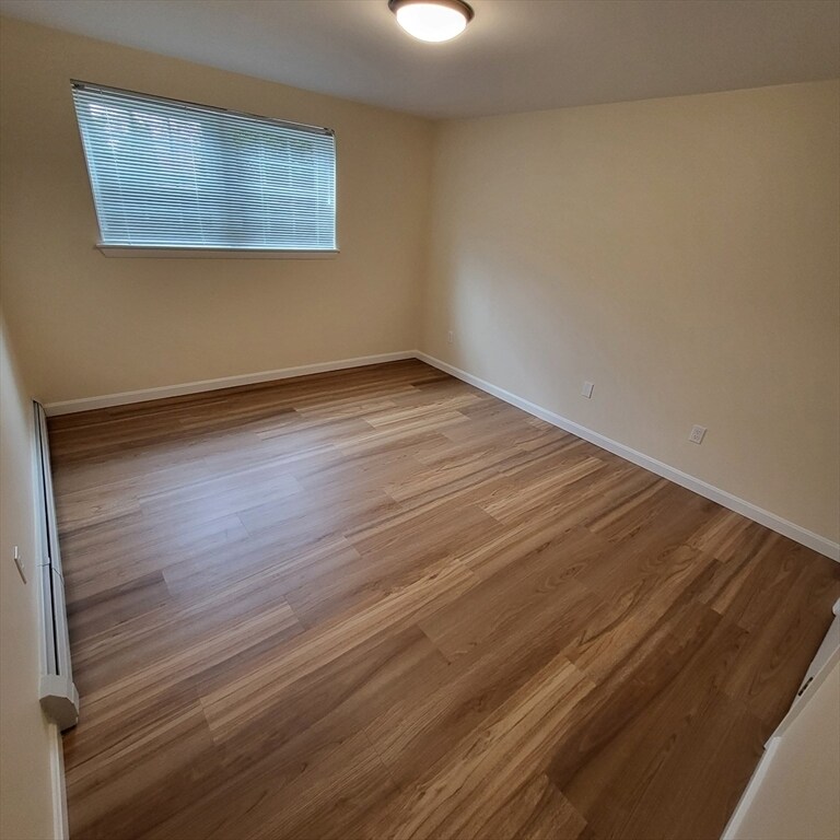 Foto del edificio - 210 Hillside Ave