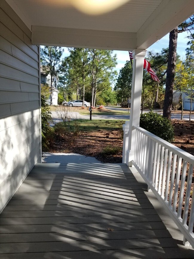 Building Photo - 310 Surry Cir S
