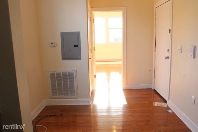 Building Photo - 1 br, 1 bath  - 510 40th St