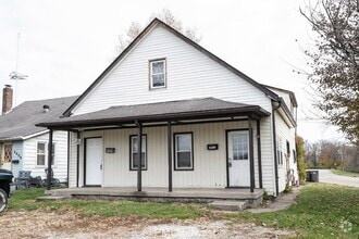 Building Photo - 2011 Applegate St