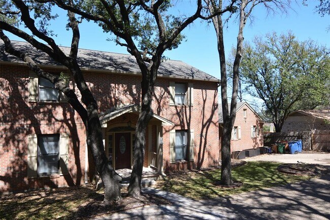 Foto del edificio - 3612 Serena Woods Ct