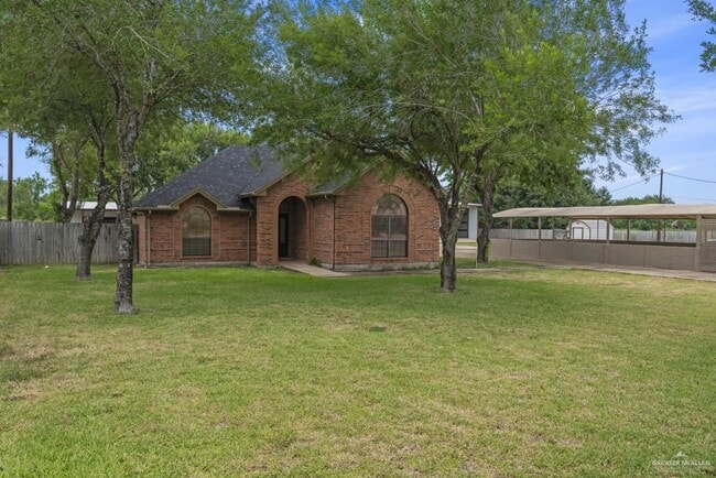 Building Photo - 413 S Los Cerritos Cir