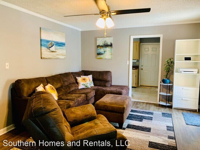 Foto del edificio - 3 br, 2 bath House - 4404 Forrest Drive