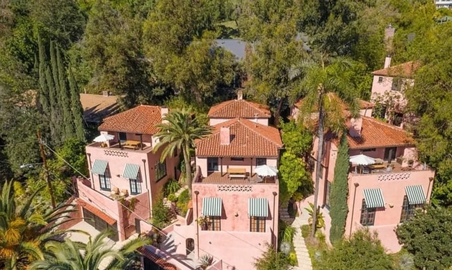 Foto del edificio - Las Orquideas -1901 Orchid Ave. (6907 Bonita Ter)