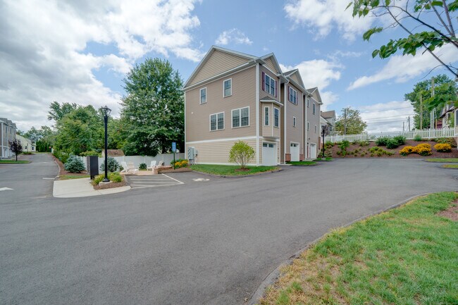 Foto del edificio - 35 Ringgold St