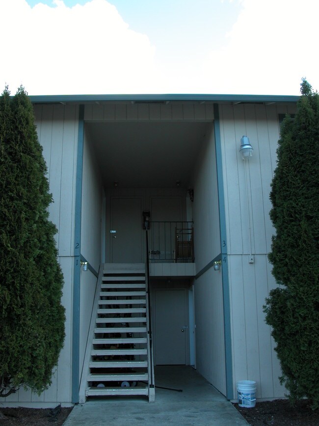 Other- el vestíbulo - 9617 10th Ave E