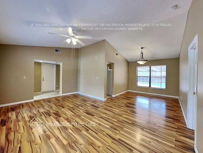Foto del edificio - 3040 Oak View Dr