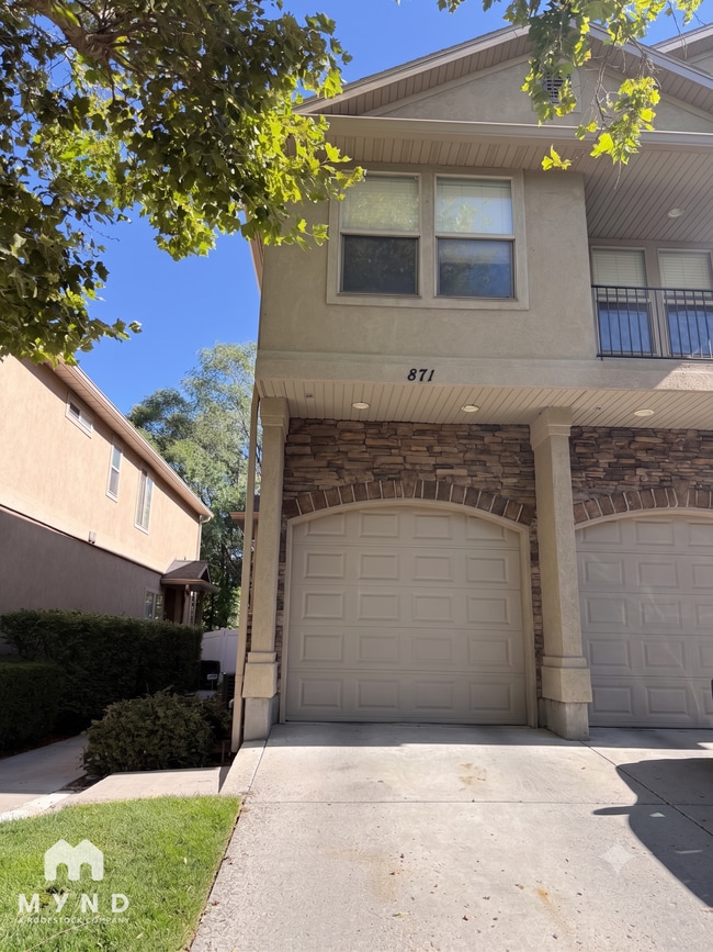 Building Photo - 871 E Red Sage Ln