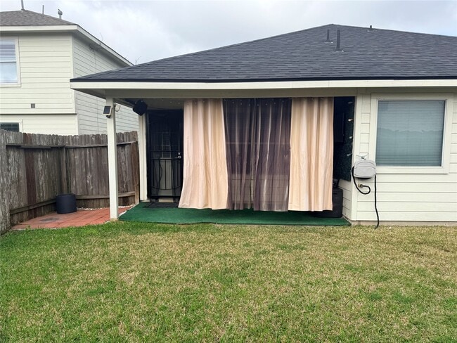 Building Photo - 15327 Summerlyn Point Ln