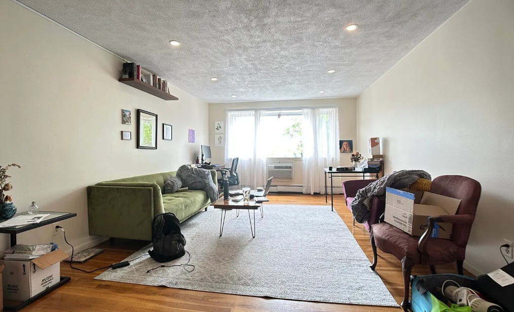 Primary Photo - 20 Radcliffe Rd