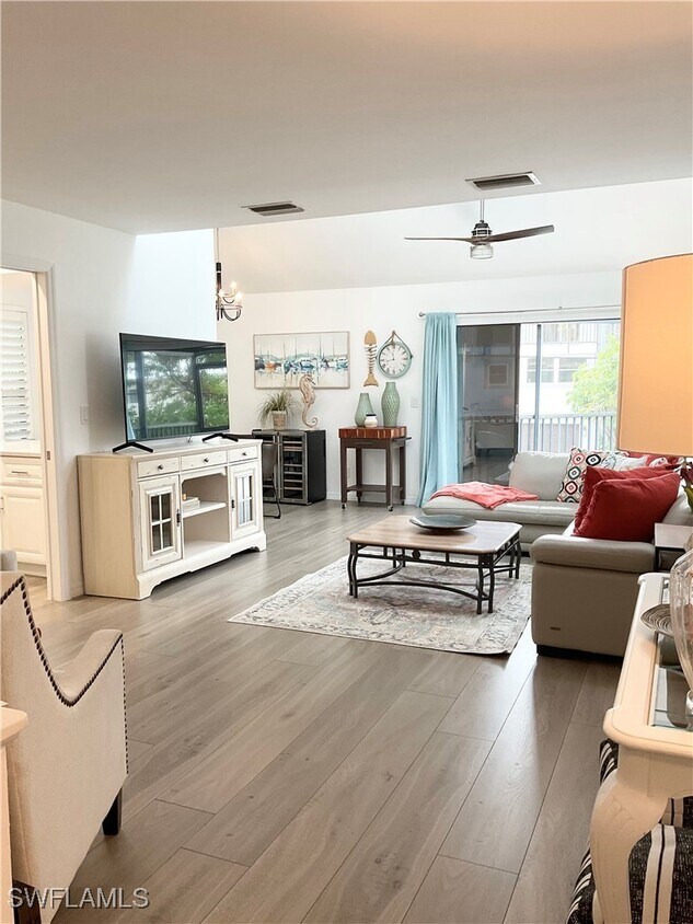 Foto del edificio - 964 8th Ave S