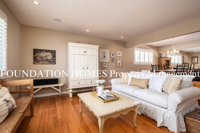 Foto del edificio - Gorgeous Ranch Style 4BD/2.5BA!  Outdoor Kitchen!  Hot Tub!  FOUNDATION