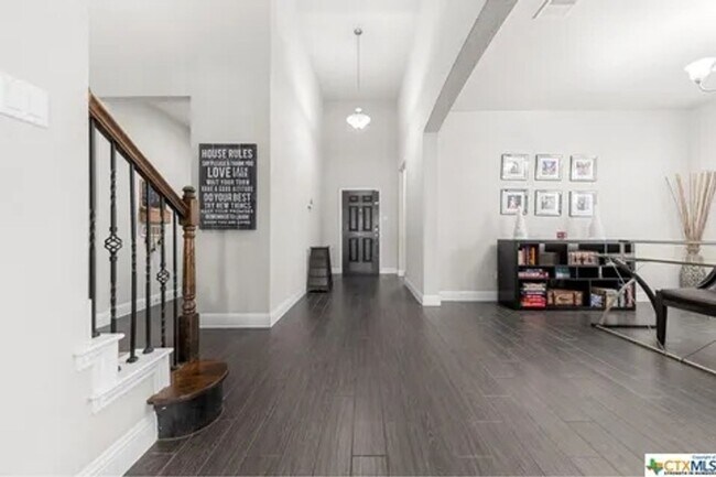 Foto del edificio - Spacious 4BR House in Harker Heights