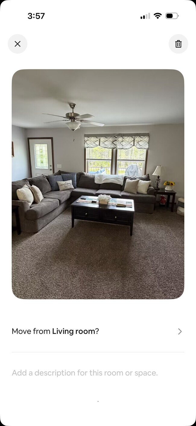 Foto del edificio - 325 Partridge Cove Rd