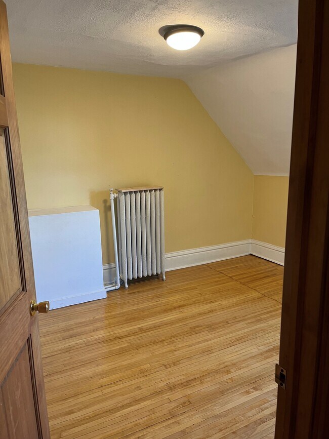 Foto del edificio - 1070 16th Ave SE