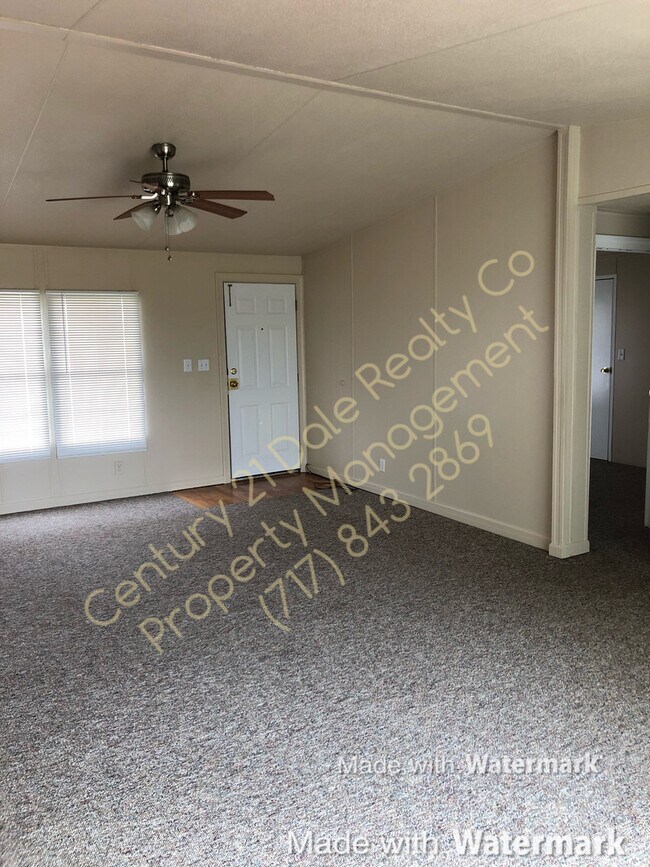 Foto del edificio - 3 BR 2 Bath home in Red Lion School District