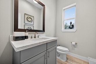 Building Photo - 1205 Wrightwood St