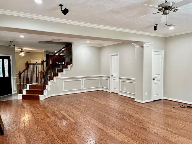 Building Photo - 1440 Dian St