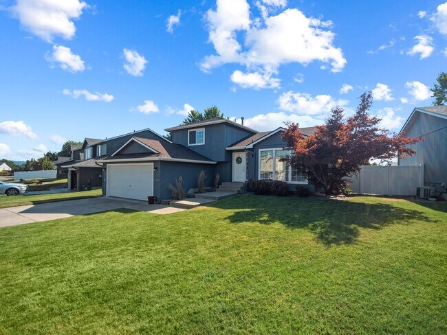 Foto del edificio - Furnished 3-Bedroom Home in Spokane Valley – Comfortable & Move-In Ready