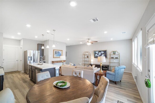 Foto del edificio - 180 Waterside Rd