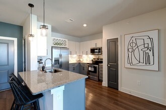 Building Photo - Brea Wendell Falls