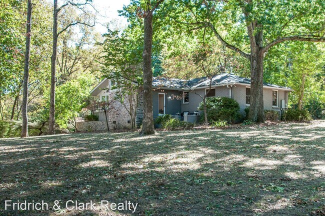 Building Photo - 3 br, 2.5 bath House - 743 Georgetown Drive