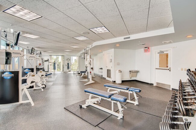 Weight room - 322 E Central Blvd