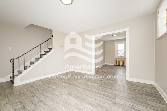 Foto del edificio - 1818 Plainview Ave