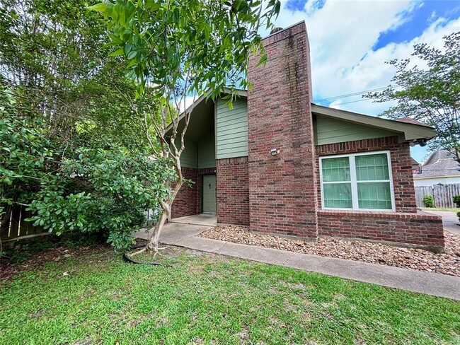 Foto del edificio - 12702 Meadway Ct